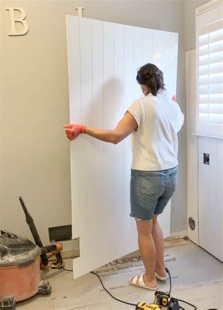How do you stain shiplap walls?