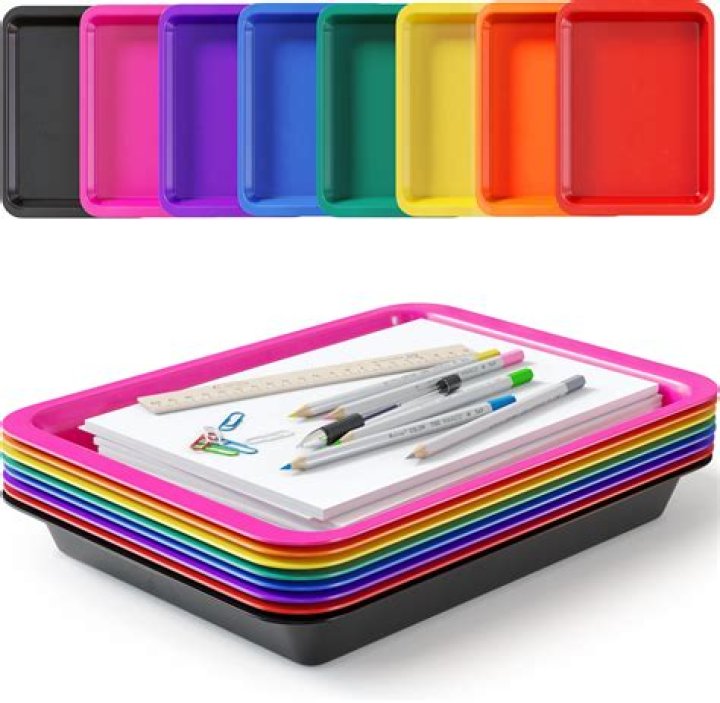 What are rolling trays made out of?