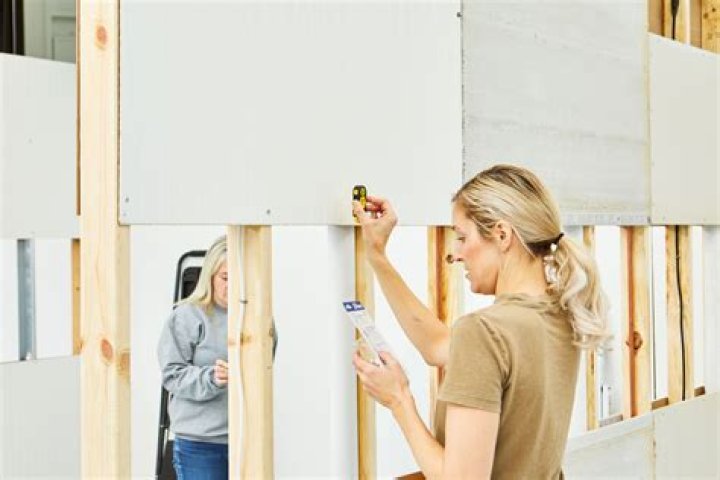 Will a stud finder work through siding?
